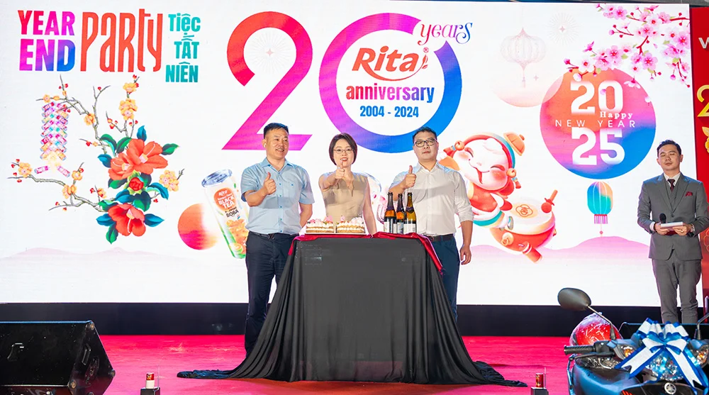 20 Năm Hành Trình Và Tiệc Tất Niên Đặc Biệt khai mac